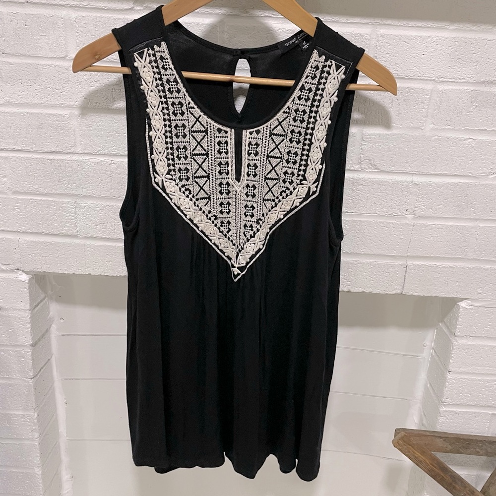 Black tank with detail
